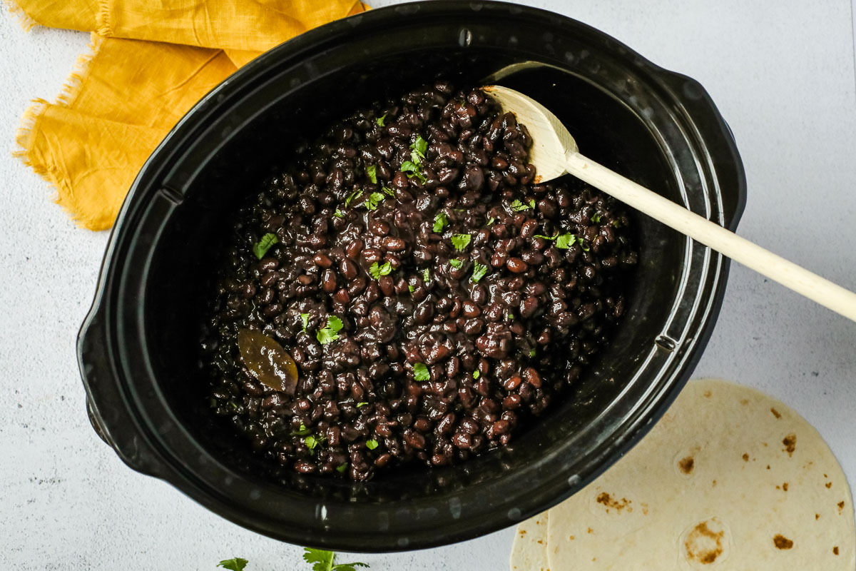 How to Cook Dry Beans in a Slow Cooker