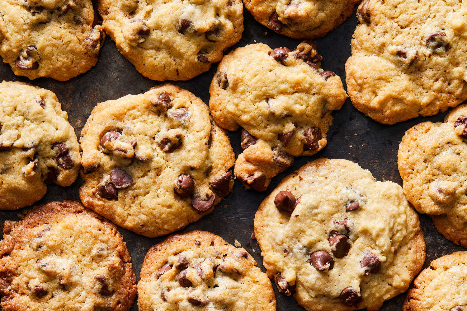 Simple Toll House Chocolate Chip Cookies (Gooey and Tender)